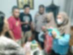 Warga-di-Jalan-Bunga-Nusa-Indah-Kelurahan-Lahundape-Kendari-temukan-bayi-perempuan-masih-sehat.jpg