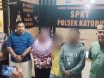 aksi-angkat-ban-sepeda-pelajar-muna-sultra.jpg