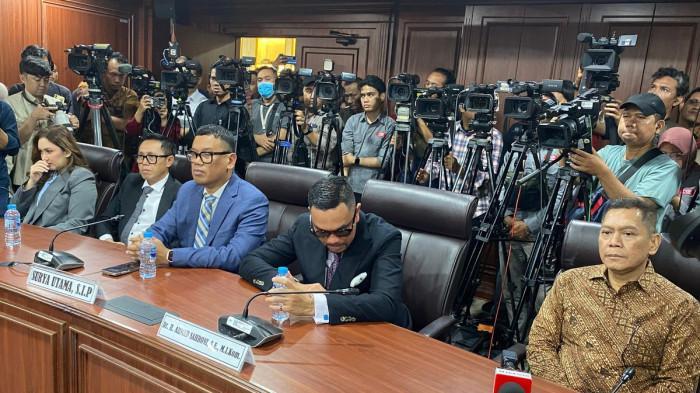 Ahmad Sahroni Dinonaktifkan 6 Bulan, Diputuskan MKD Langgar Etik Bersama Nafa Urbach dan Eko Patrio