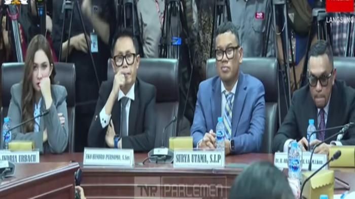 HASIL PUTUSAN MKD DPR -  Ahmad Sahroni, Nafa Urbach, dan Eko Hendro Purnomo (Eko Patrio) dinyatakan bersalah dalam dugaan pelanggaran kode etik.