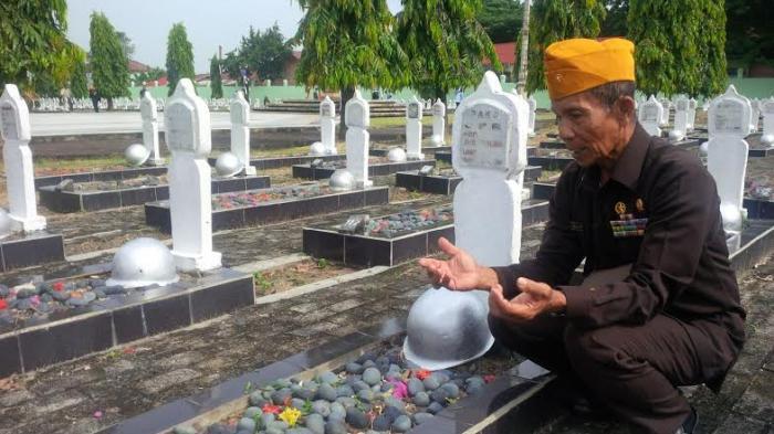 Ziarah Kubur Makam Pahlawan, Peringati Hari Pahlawan Nasional 2025