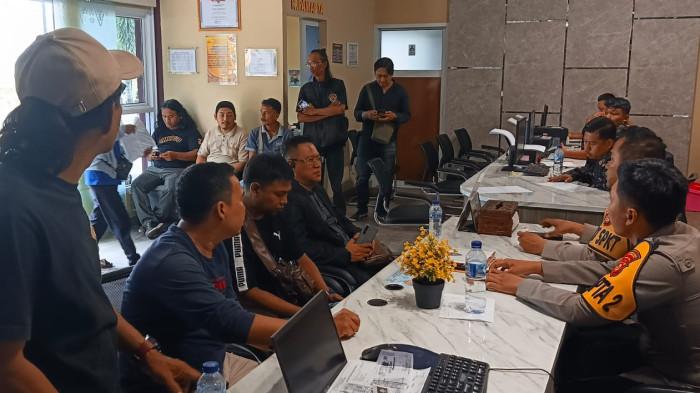 Dihalangi dan Diancam Saat Meliput Tersangka Korupsi di Kejati Sumsel, Puluhan Wartawan Lapor Polisi