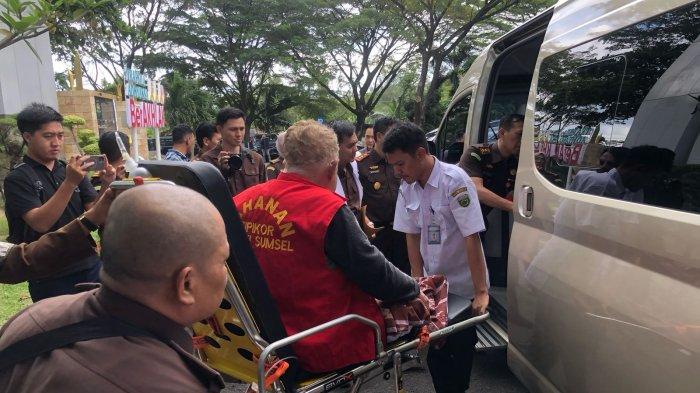 Sebelum Ditahan, Haji Halim Ternyata Dijemput Paksa Kejari Muba, Menolak Diperiksa, Ngaku Sakit