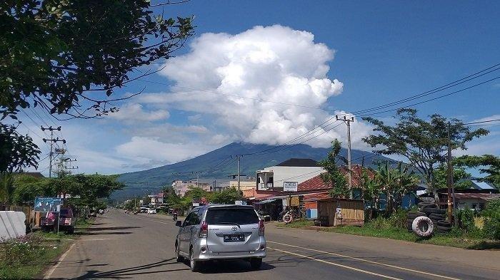 Erupsi Susulan Kembali Terjadi di Gunung Api Dempo Pagar Alam, Tercatat 3 Kali Letusan Sejak Selasa