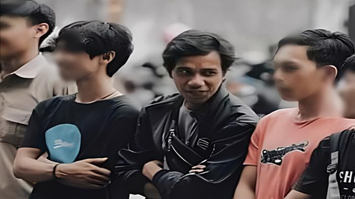 PELAPOR GURU LUTRA- Faisal Tanjung, oknum Lembaga Swadaya Masyarakat (LSM) di Luwu Utara (Lutra) Sulawesi Selatan (Sulsel) yang melaporkan guru SMAN 1 Luwu Utara Rasnal dan Abdul Muis.