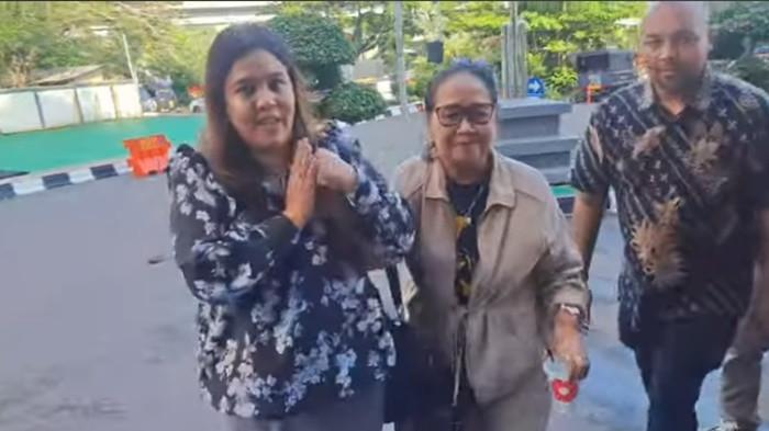 Reaksi Keluarga Onadio Leonardo Ditangkap Kasus Narkoba Bersama Istri, Ibunda Datangi Polres