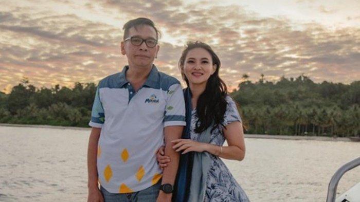Menangis, Sherly Istri Benny Laos Berpesan ke Cabup Taliabu Sashabila Lanjutkan Perjuangan Suami
