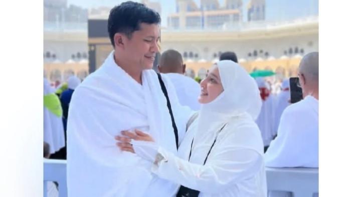 POSTINGAN ISTRI BUPATI- Istri Bupati Aceh Selatan Mirwan MS, Nafisah unggah soal menyinggung fitnah buntut suaminya berangkat umrah di tengah bencana banjir melanda rakyatnya
