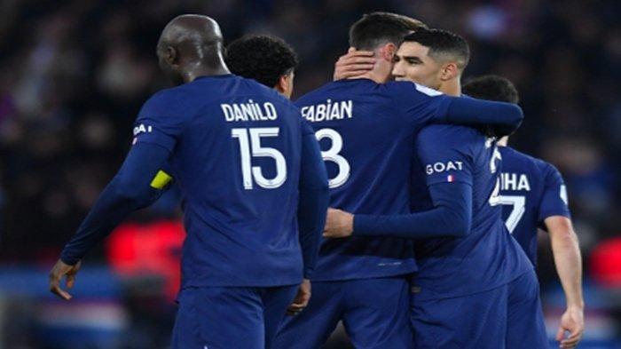 Jadwal Siaran Langsung Sepakbola Malam ini : ada PSG vs Bayern Munchen, Persib vs PSM