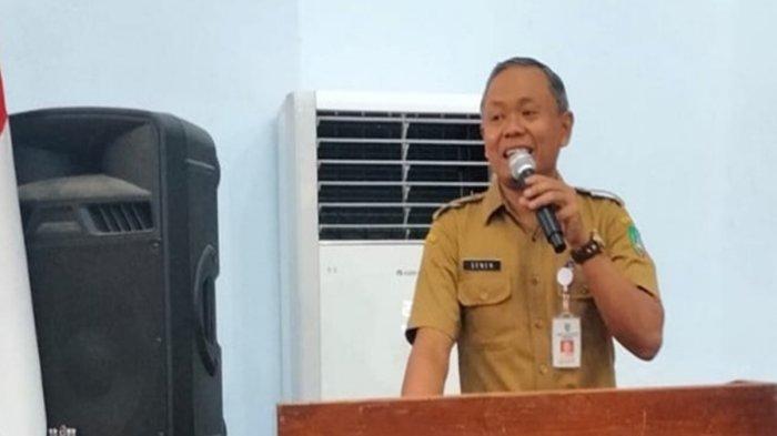 Petaka Kepala Disdikbud Jombang Imbas Video Bermesraan di Kantor Viral, Dinonaktifkan dari Jabatan