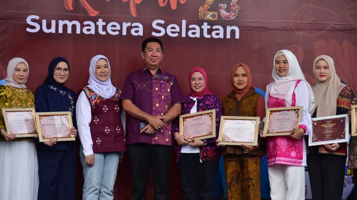 Ketua TP PKK Palembang Hadiri Penutupan Festival Rempah Sumsel 2025