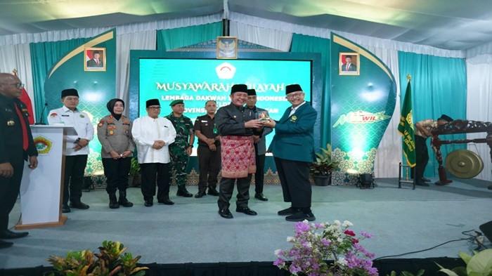 Ketum DPP LDII KH Chriswanto Sanjung Konsistensi Herman Deru, Sebut Selaras dengan LDII