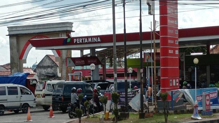 Marak Antrean Pengendara di SPBU, DPRD Sumsel Panggil Pertamina