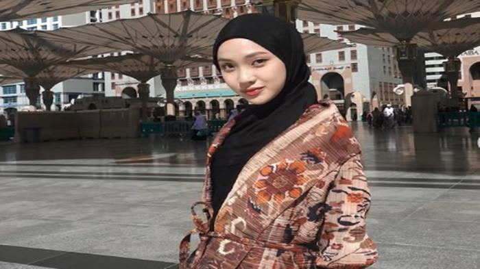 JULIA PRASTINI - Mengenal sosok Julia Prastini alias Jule, tiktokers istri Na Daehoon tengah jadi sorotan usai muncul isu dugaan perselingkuhan.