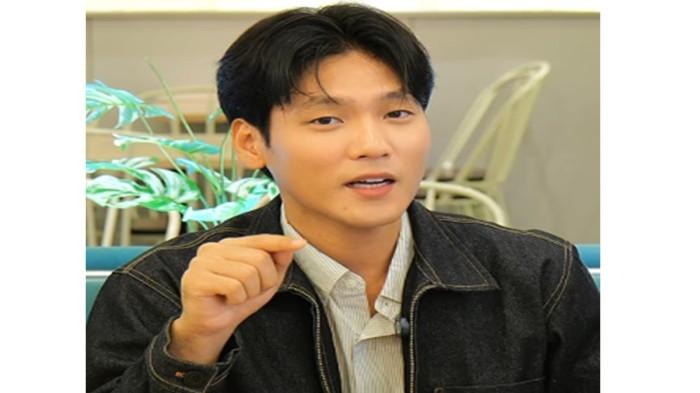 DAEHOON -  Mengenal sosok  Na Daehoon selebgram Korea Selatan rumah tangga diterpa isu dugaan perselingkuhan istri Julia Prastini.