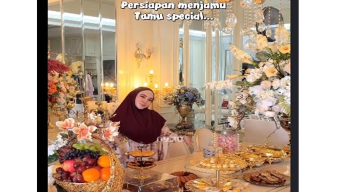 Momen Shella Saukia Sambut Safitri 'Tamu Spesial' Usai Diceraikan Suami: Allah Angkat Derajatmu