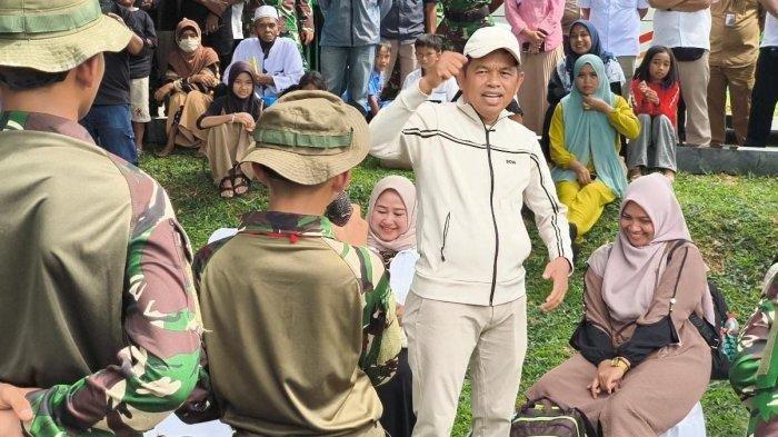 'Anak Saya Berubah', Tangis Bahagia Orang Tua usai Anak Pulang dari Barak Ikuti Program Dedi Mulyadi