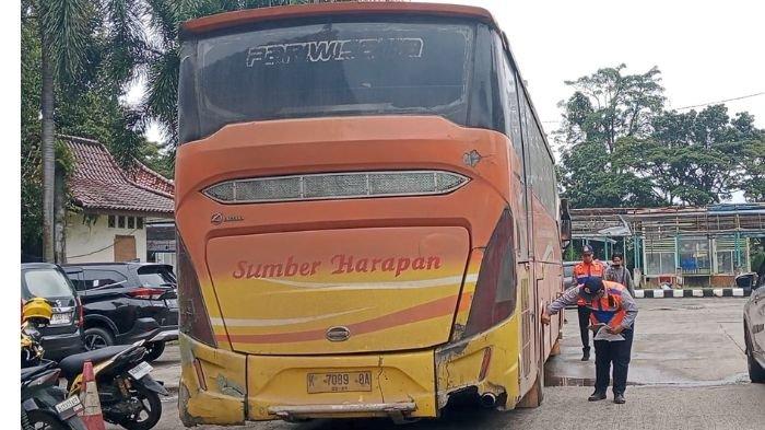 Pastikan Keamanan Pemudik, Terminal Alang-Alang Lebar Palembang Rampcheck Bus yang Beroperasi