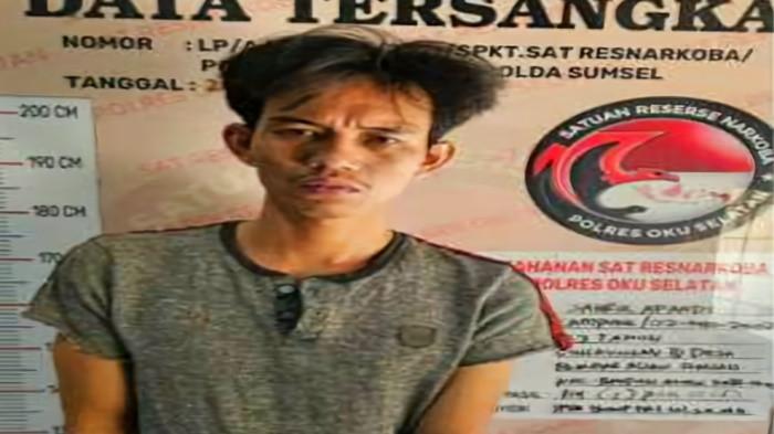 Pengedar Narkoba di OKU Selatan Gagal Kabur Saat Rumahnya Digerebek Polisi, 13 Paket Sabu Disita