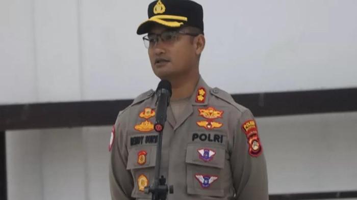 OTT BKPSDM MURATARA -- Kapolres Muratara, AKBP Rendi Surya Aditama membenarkan adanya pristiwa OTT di lingkungan Pemkab Muratara yang dilakukan, Senin (28/4/2026). Sebanyak 3 orang diamankan hasil OTT di Kantor BKPSDM Muratara.
