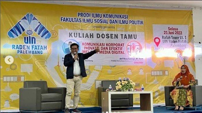 Jadi Dosen Tamu UIN Raden Fatah, Arif Reza Fahlepi Ajak Mahasiswa Bijak Memanfaatkan Medsos