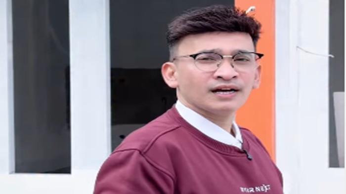 KORBAN PENIPUAN- Presenter kondang Ruben Onsu unggah  foto seorang pria diduga telah melakukan penipuan terkait kerja sama bisnis, hingga sebabkan kerugian finansial yang signifikan pada perusahaannya.