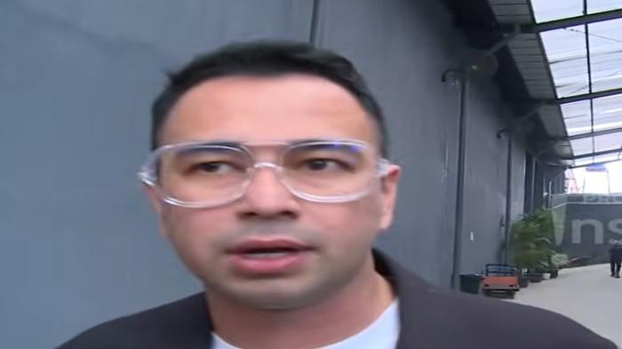 RAFFI AHMAD BANTU IBU JUPE -  Raffi Ahmad saat wawancarai dalam Youtube Inserlive mengaku siap membantu ibunda mendiang Julia Perez (Jupe) setelah meminta bantuan di tengah kesulitan ekonomi.