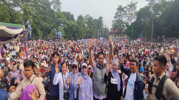 Ribuan Massa Ramaikan Kampanye Akbar Ludi-Bertha di Alun-alun Selatan Kota Pagar Alam