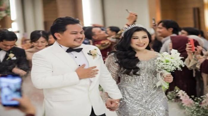RULLY ANGGI - Rully Anggi Akbar, suami komedian Boiyen disomasi terkait dugaan penipuan dan penggelapan dana investasi.
