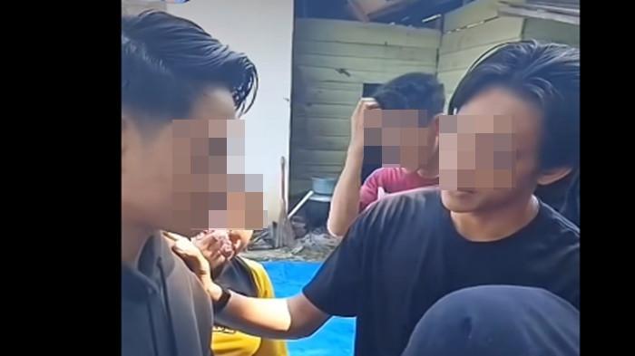 Seorang pria SRH, warga Desa Puudombi, Tongauna Utara, Konawe, Sulawesi