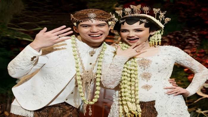 RESMI MENIKAH : Potret bahagia El Rumi yang resmi menikahi Syifa Hadju sang kekasih, Minggu (26/4/2026).