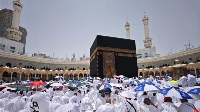 Travel Tak Khawatir Tergerus Umrah Backpacker, AMPHURI Tegas Ibadah Butuh Bimbingan dan Sistem Resmi