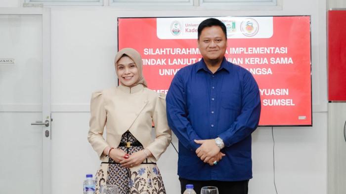 Universitas Kader Bangsa (UKB) menjadi tuan rumah kegiatan pembahasan kerja sama dengan Pemerintah Kabupaten Banyuasin. Pertemuan ini berlangsung pada hari Jumat, 17 April 2026, di kampus UKB,