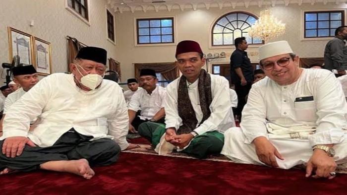 DUKA CITA - Ustaz Abdul Somad (UAS) menyampaikan rasa duka cita mendalam atas wafatnya tokoh masyarakat Palembang, Sumatera Selatan, Kemas Haji Abdul Halim Ali,