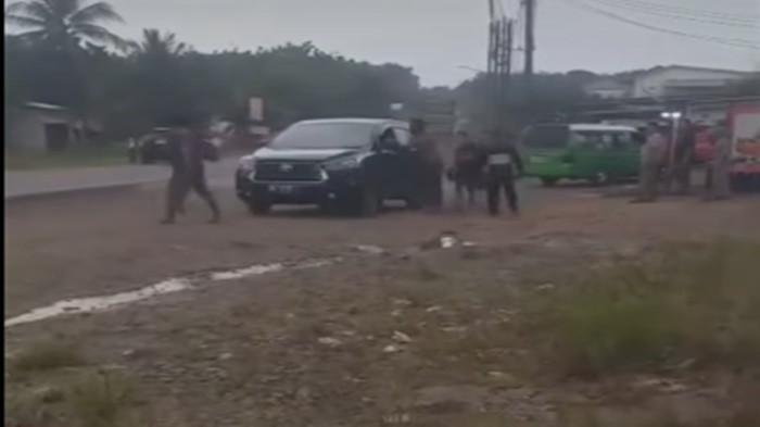 VIRAL Pemobil Tembak Mati Warga di Banyuasin, Berawal Pelaku Cek-cok Antrean SPBU VS Sopir Angkot