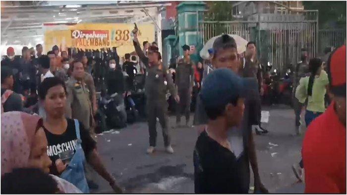 Viral Oknum Pol PP Acungkan Senjata, Penertiban Pedagang di BKB Ricuh, Ini Kata Kasat Pol PP