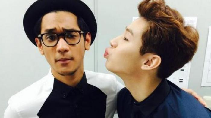 Personel Boyband Korea Ini Nyosor Lesung Pipi Afgan