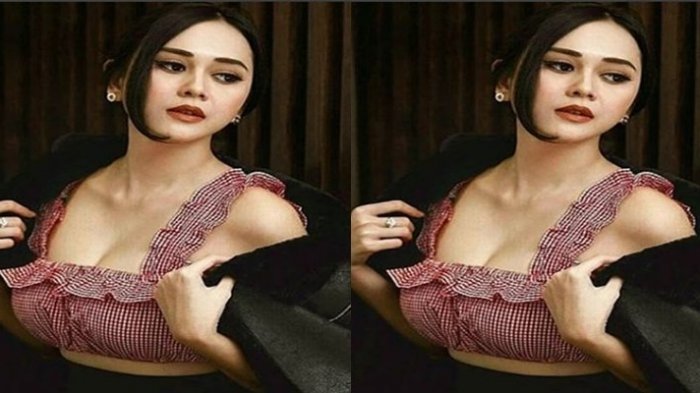 Aura Kasih Ungkap Fakta Mengejutkan Usai Tetangga Sebut Rumah Miliknya Berhantu, Ternyata