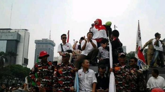 Tiga Artis Ini Jadi Orator Kelompok Massa Pendukung Prabowo di MK