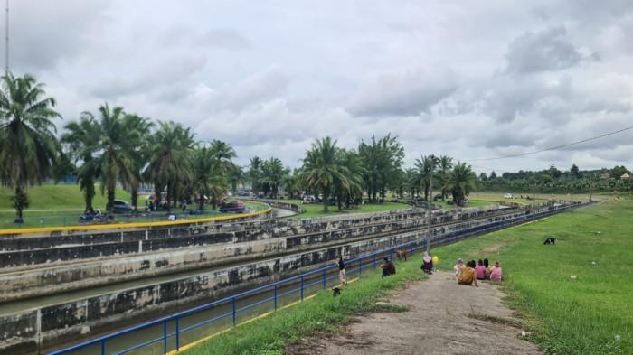 Prakiraan Cuaca OKU Timur 21 Oktober 2025: Mayoritas Wilayah Diguyur Hujan Ringan