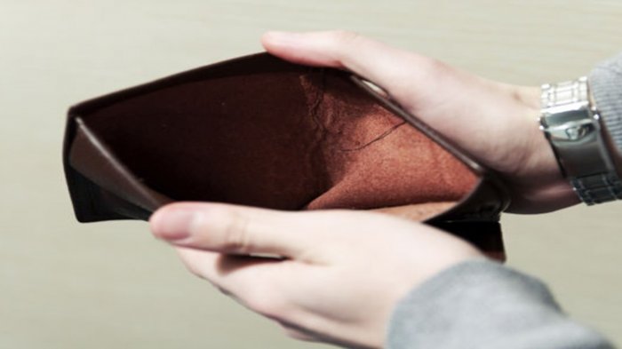 Punya Gaji 27 Juta Per Bulan Tapi Ngaku Gak Bisa Nabung,Alasan Pria Ini Bikin Netizen Kesel