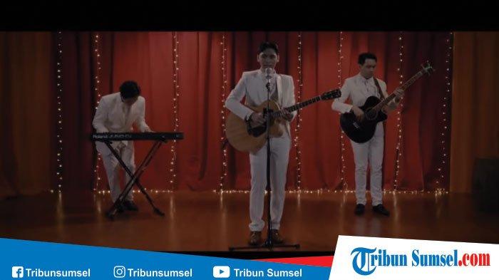 Download Lagu (MP3) The Overtunes Tak Bisa Kupercaya, Ada Kunci Gitar dan Lirik Lagu