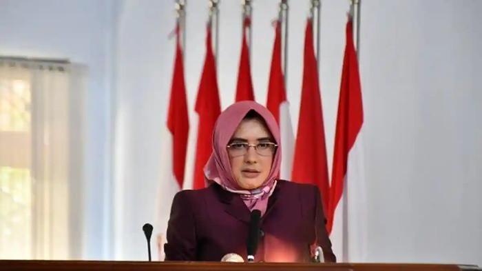 KENA OTT  - Foto Hj. Fadia Arafiq, S.E., M.M. saat menghadiri rapat paripurna di Gedung DPRD setempat pada 30 April 2024. Fadia Arafiq yang kini jadi Bupati Pekalongan kena OTT KPK.