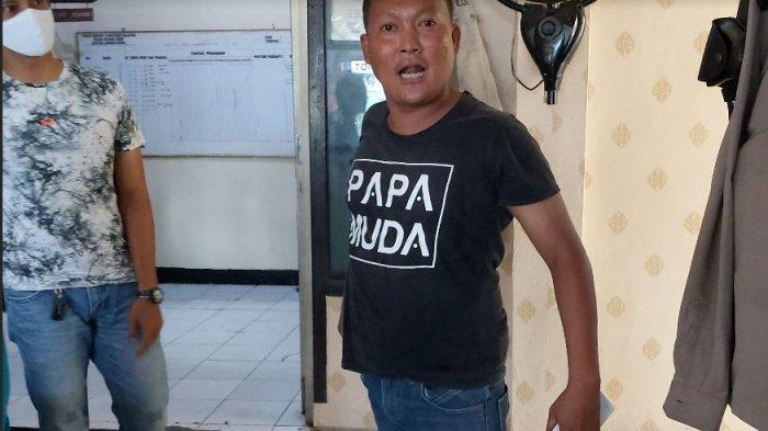 Pria Berkaus Papa Muda Mengamuk di Polsek Lawang Kidul Muara Enim, Tantang Polisi Berkelahi