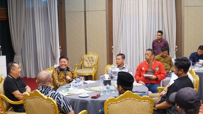 Herman Deru Ajak Suporter dan Manajemen Sriwijaya FC Bersatu Bangkitkan Klub Kebanggaan Daerah