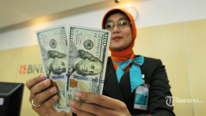 Rupiah Tembus 13.000 kok Masih Bilang Enggak Apa-apa