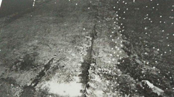 Warga Desa Jati Mulya OKI Gotong Royong Wujudkan Jalan Akses Desa