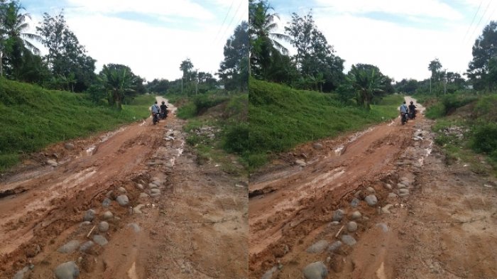 Rusak Parah dan Berlumpur, Warga Prabumulih Minta Jalan Nigata Diperbaiki
