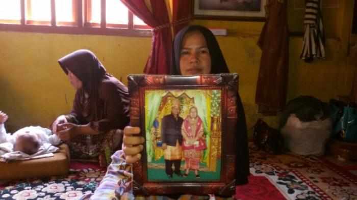 Kami Ikhlas Bapak Ninggalin Kami