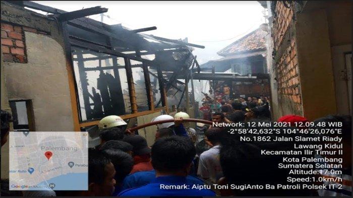 Kebakaran di Lawang Kidul, Api Hanguskan RumahTukang Parkir. Lokasi di Permukiman Padat Penduduk